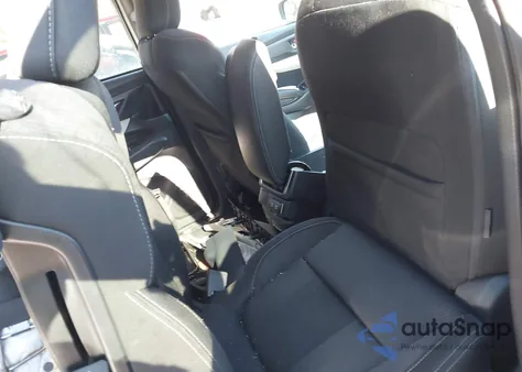 2019 Subaru Ascent Premium z USA, uszkodzony, nr VIN 4S4WMAFD8K3483992